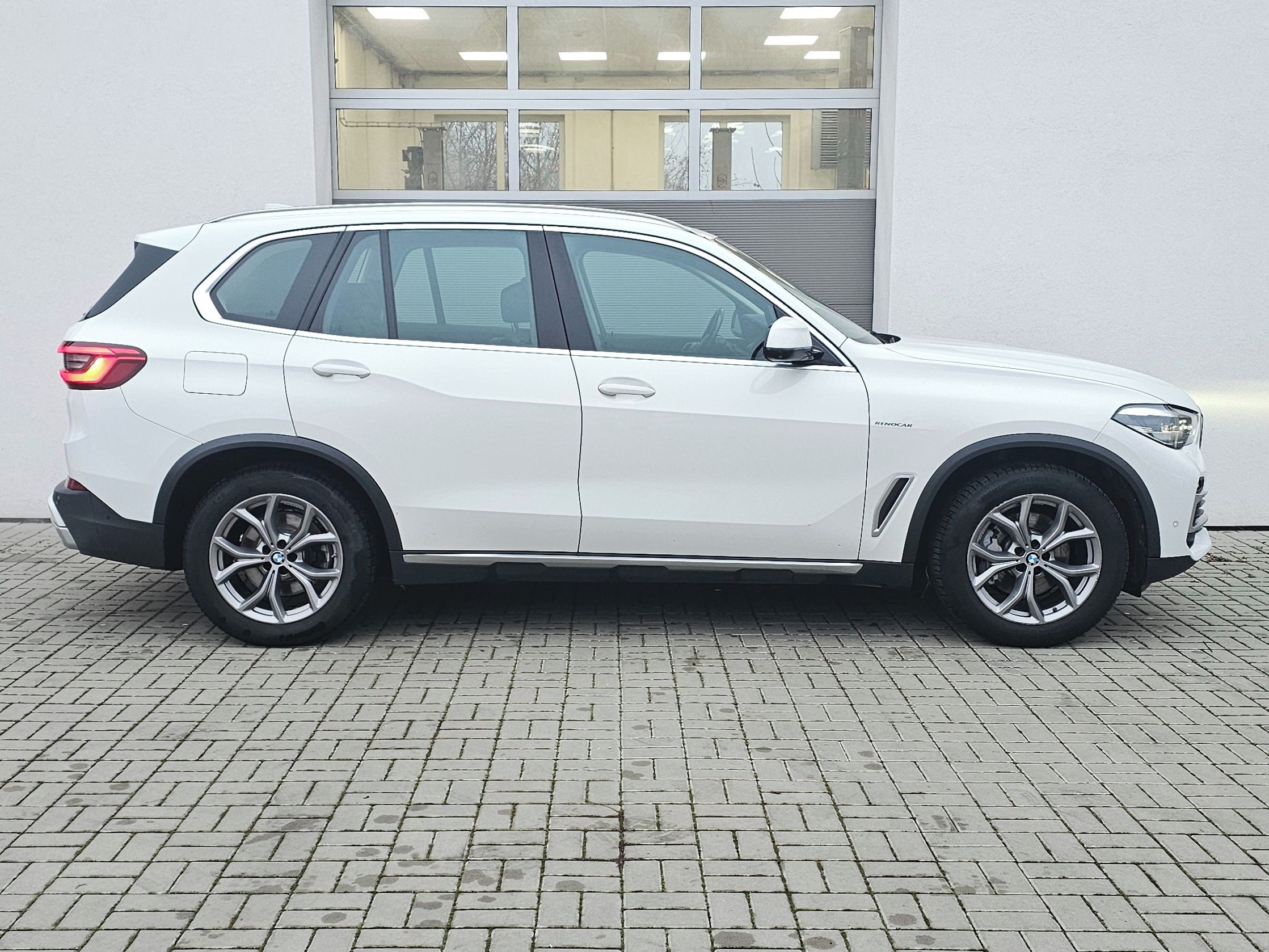 BMW X5, xDrive25d - fotka 5