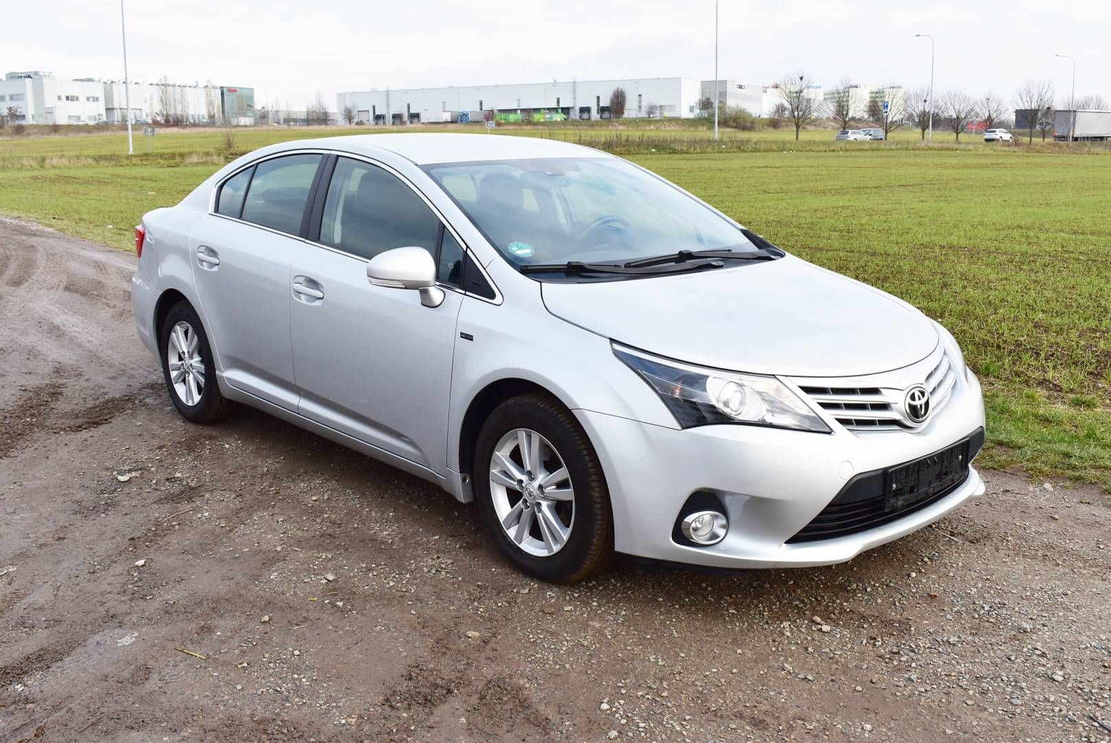Toyota Avensis, 1,8 16V NAVI,1.MAJ,TOP SLEVA - fotka 3