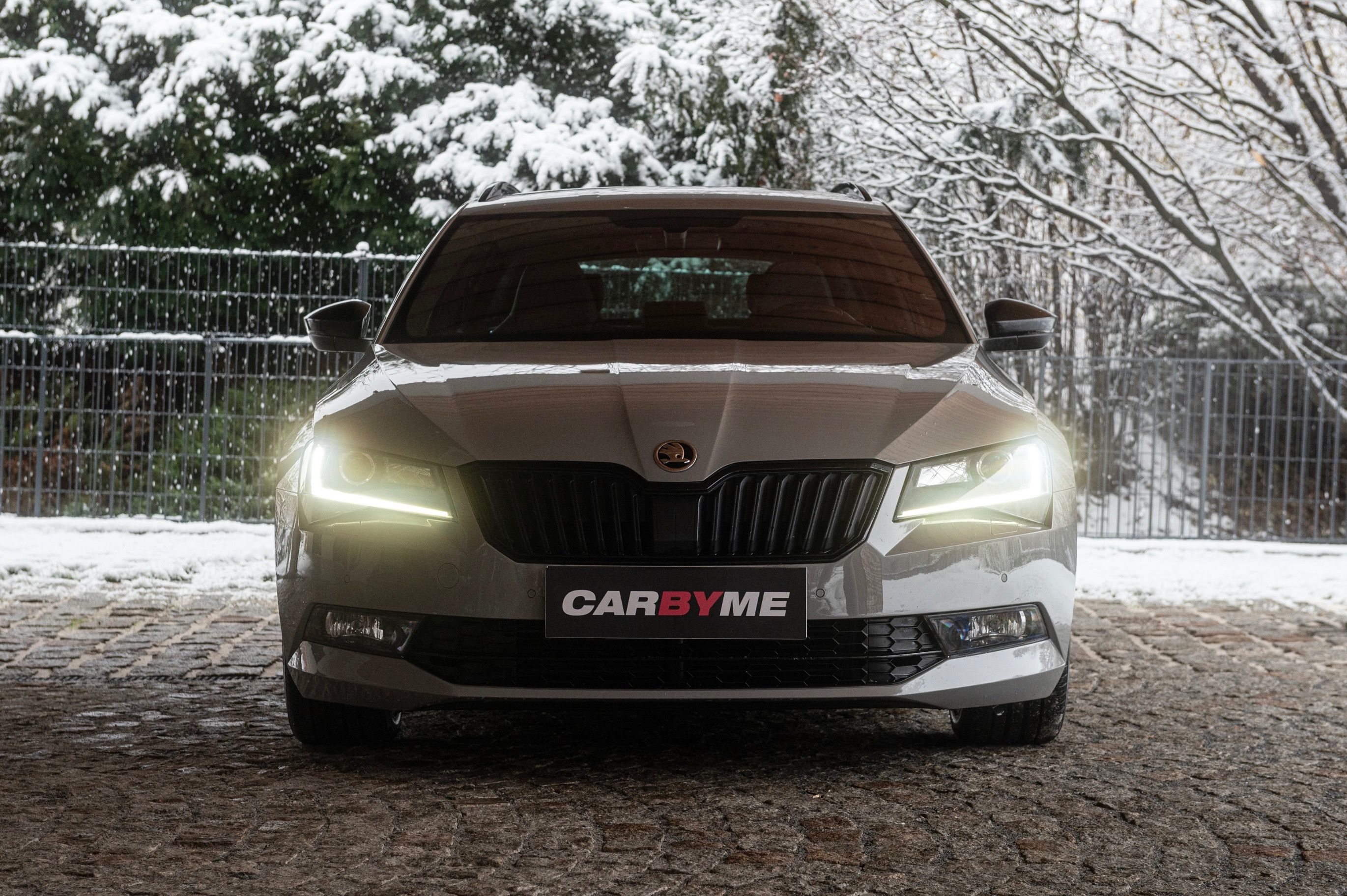 Škoda Superb, 2.0 TDI 4x4 SportLine/ACC/ČR - fotka 2