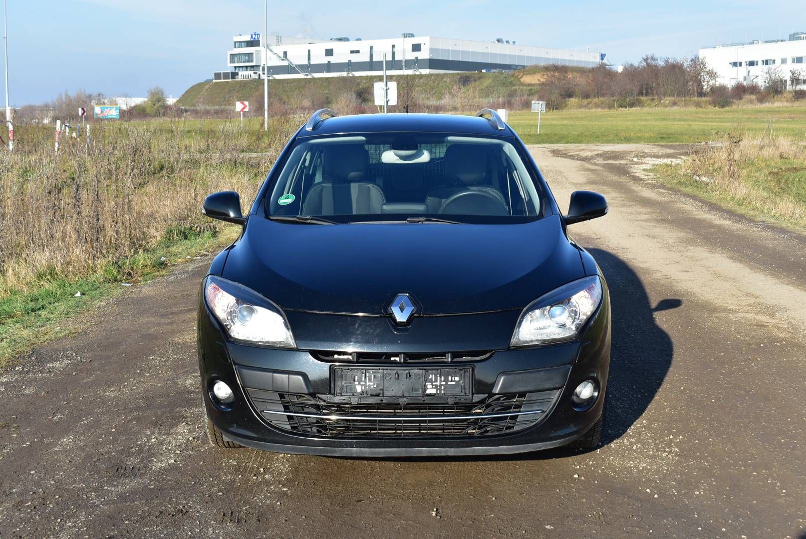 Renault Mégane, 1,9 DCi BOSE,96KW,NAVI,PĚKNÝ - fotka 2