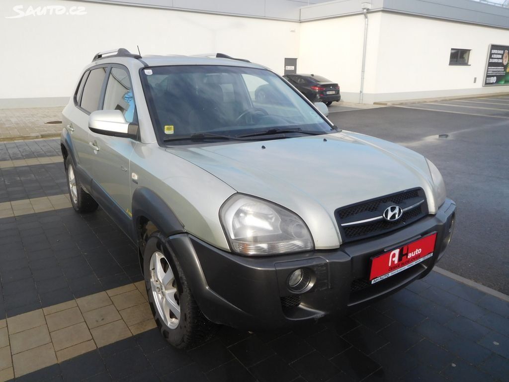 Hyundai Tucson, 2.0CRDi Confort+ 4WD, Automat