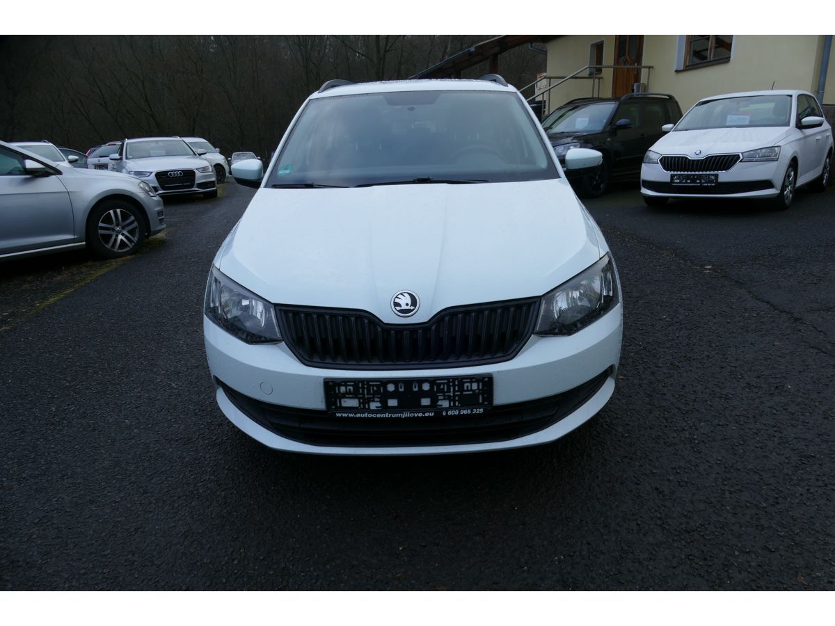 Škoda Fabia, 1,0TSI 70KW  KLIMA - fotka 2