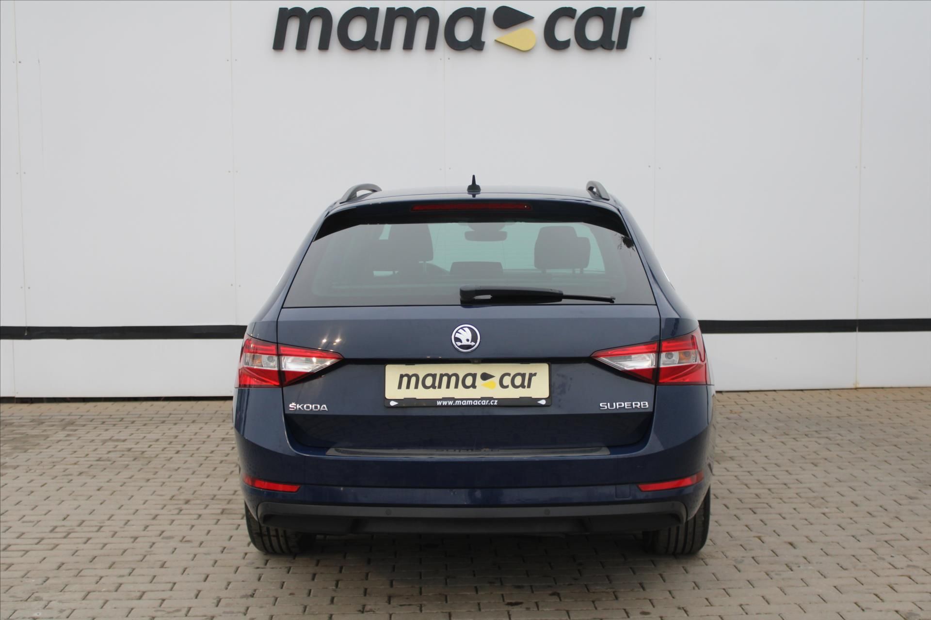 Škoda Superb, 2.0 TDI 110kW DSG BIXENON NAVI - fotka 6