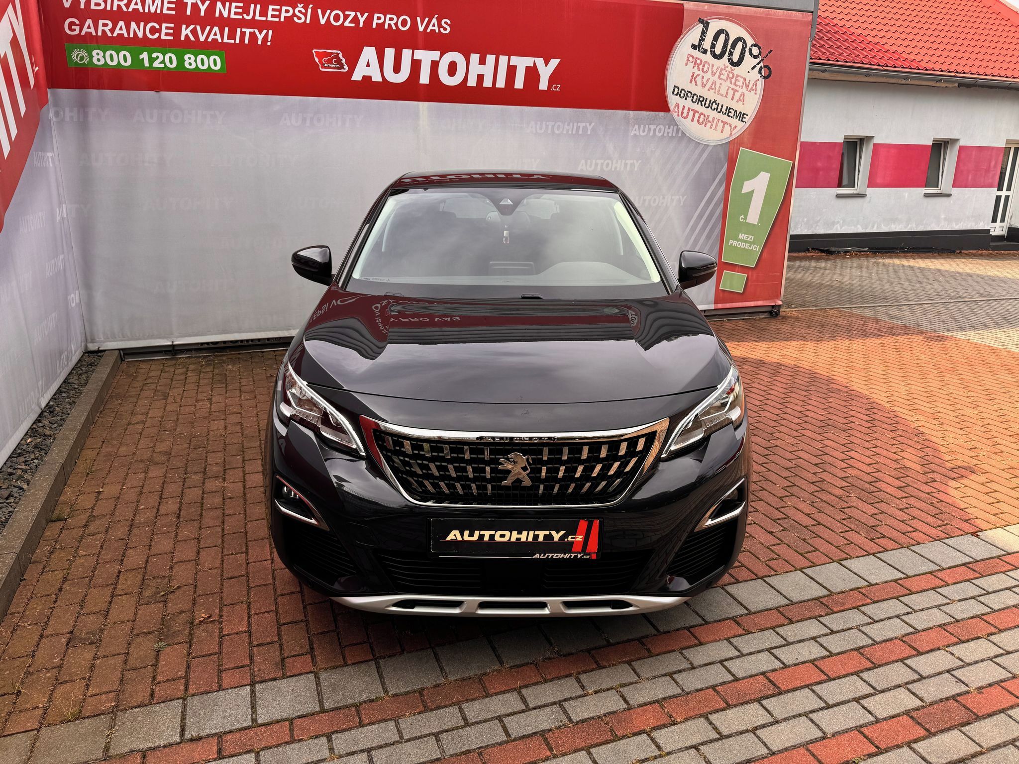 Peugeot 3008, 1.5 BlueHDi Allure Aut., ČR - fotka 2