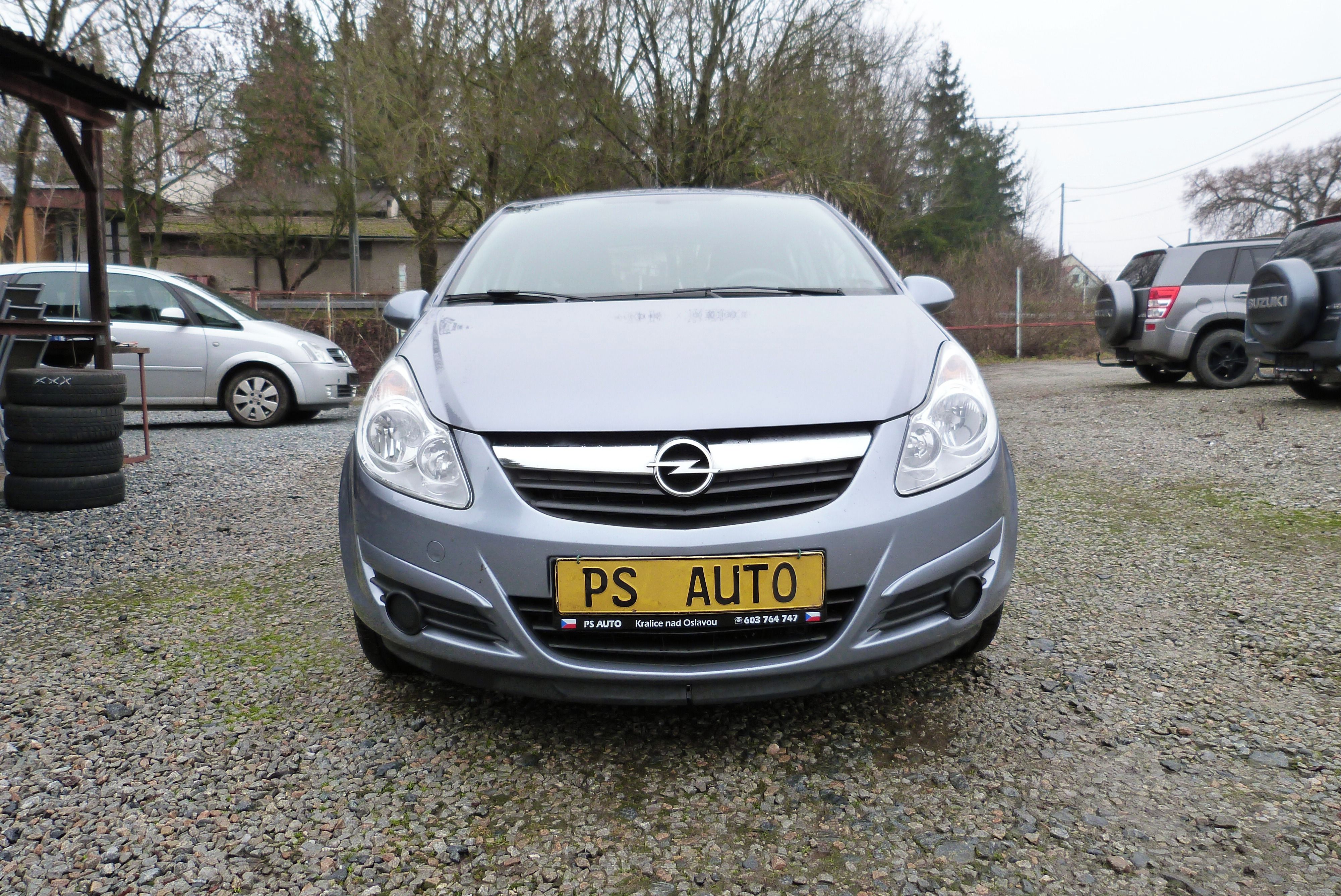 Opel Corsa, 1.4i 16v 66kw - fotka 3