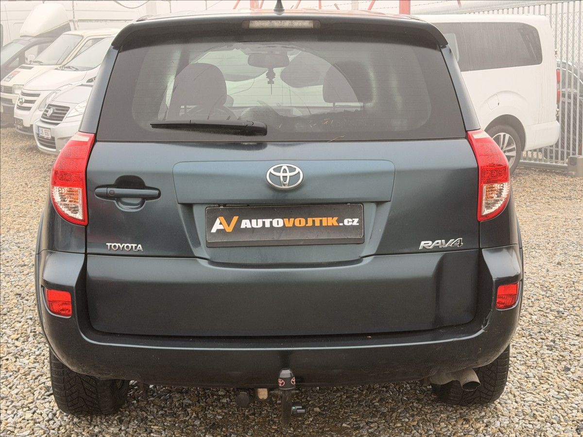 Toyota Rav4, 2,2 130kW 4X4 TAŽNÉ WEBASTO - fotka 6