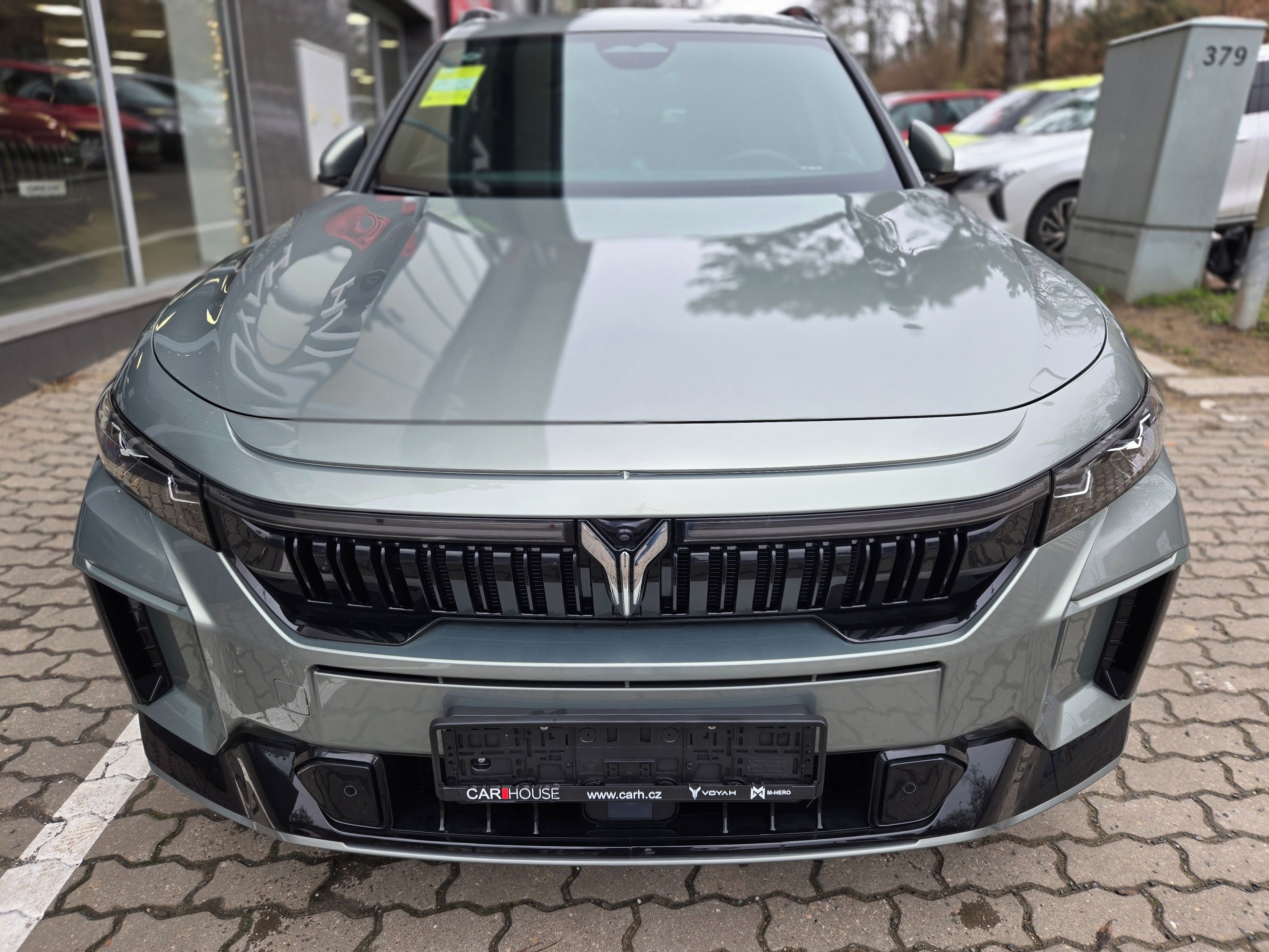 Voyah, FREE REV318 AWD HYBRID - fotka 2