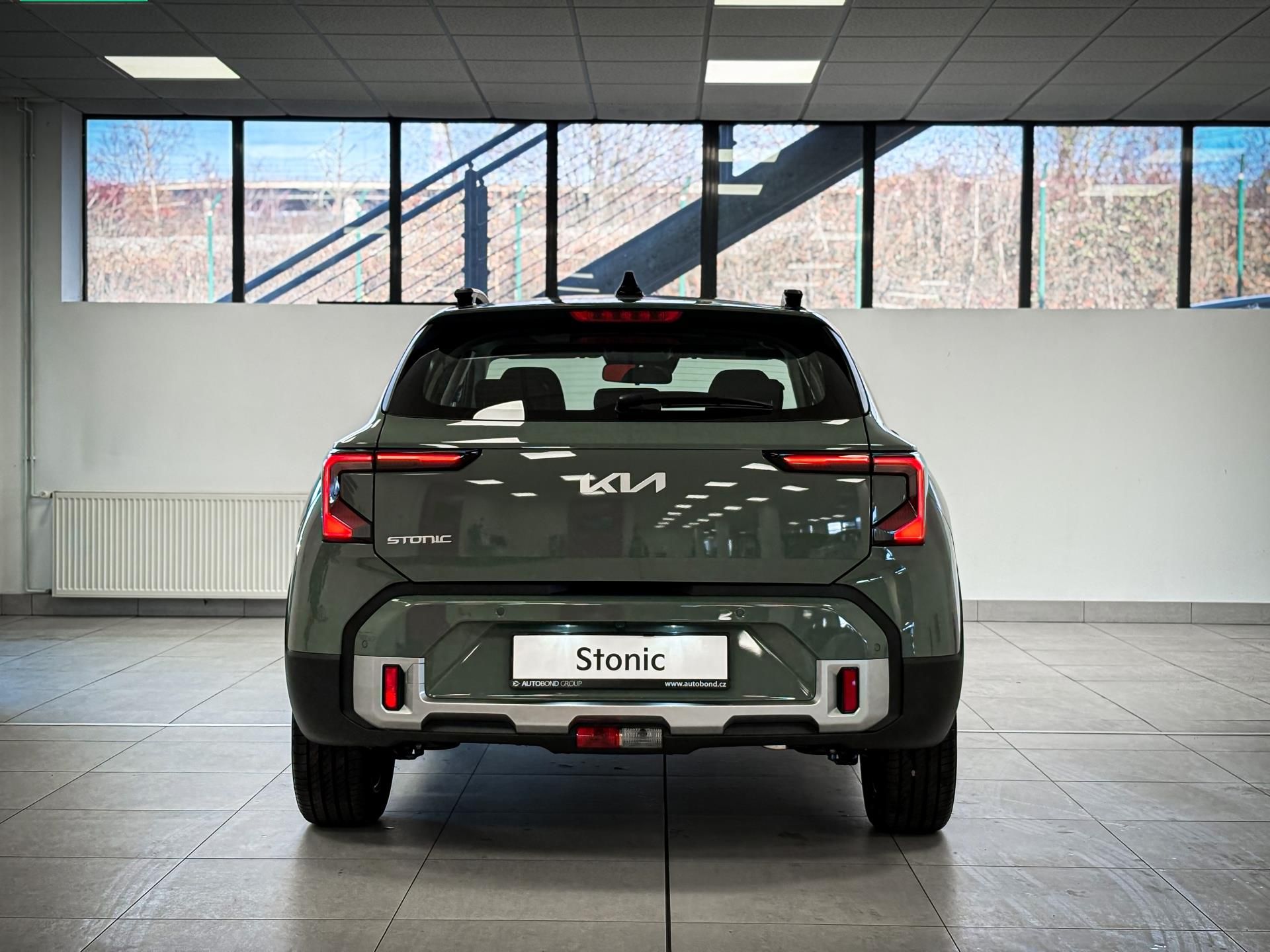 Kia Stonic, SPIN 1.0 T-GDI 74kW 6MT - fotka 4