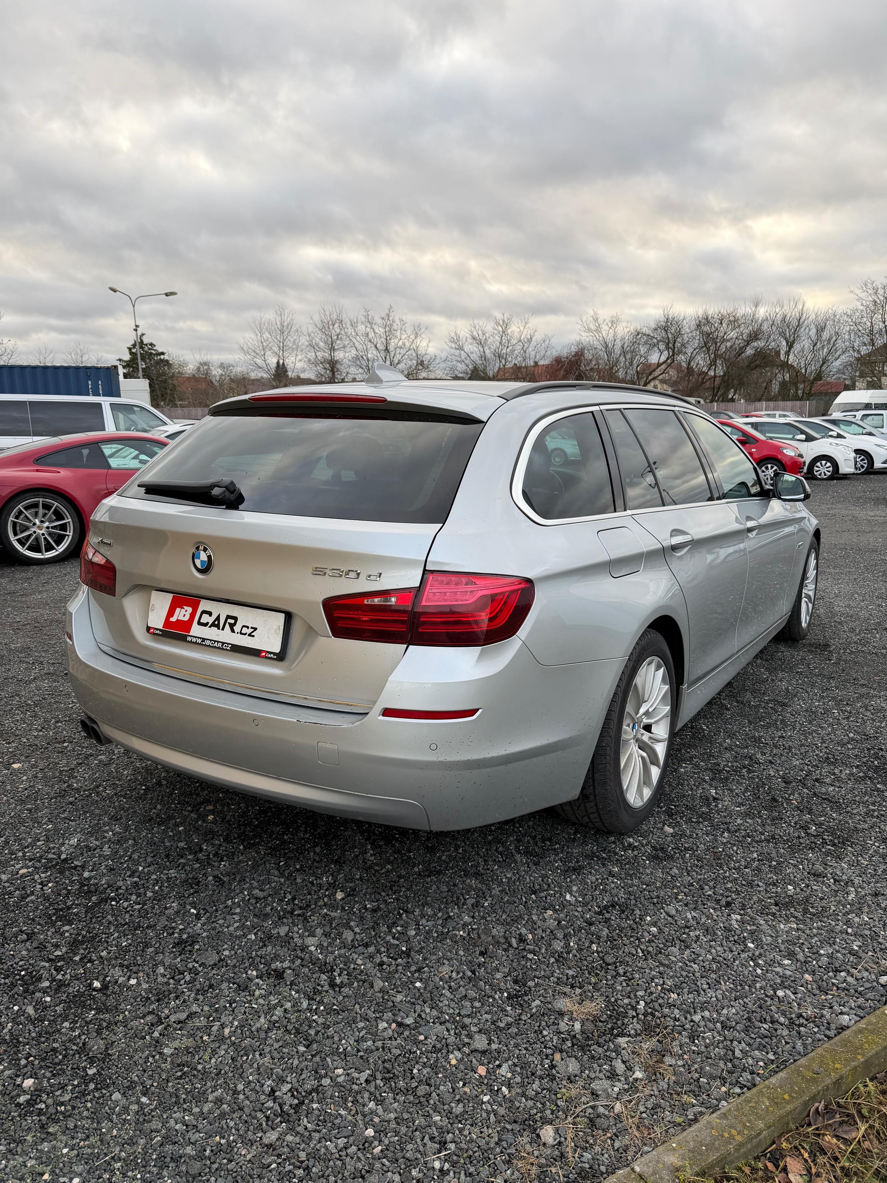 BMW Řada 5, 530d X-DRIVE LCI TAŽNÉ ČR - fotka 4