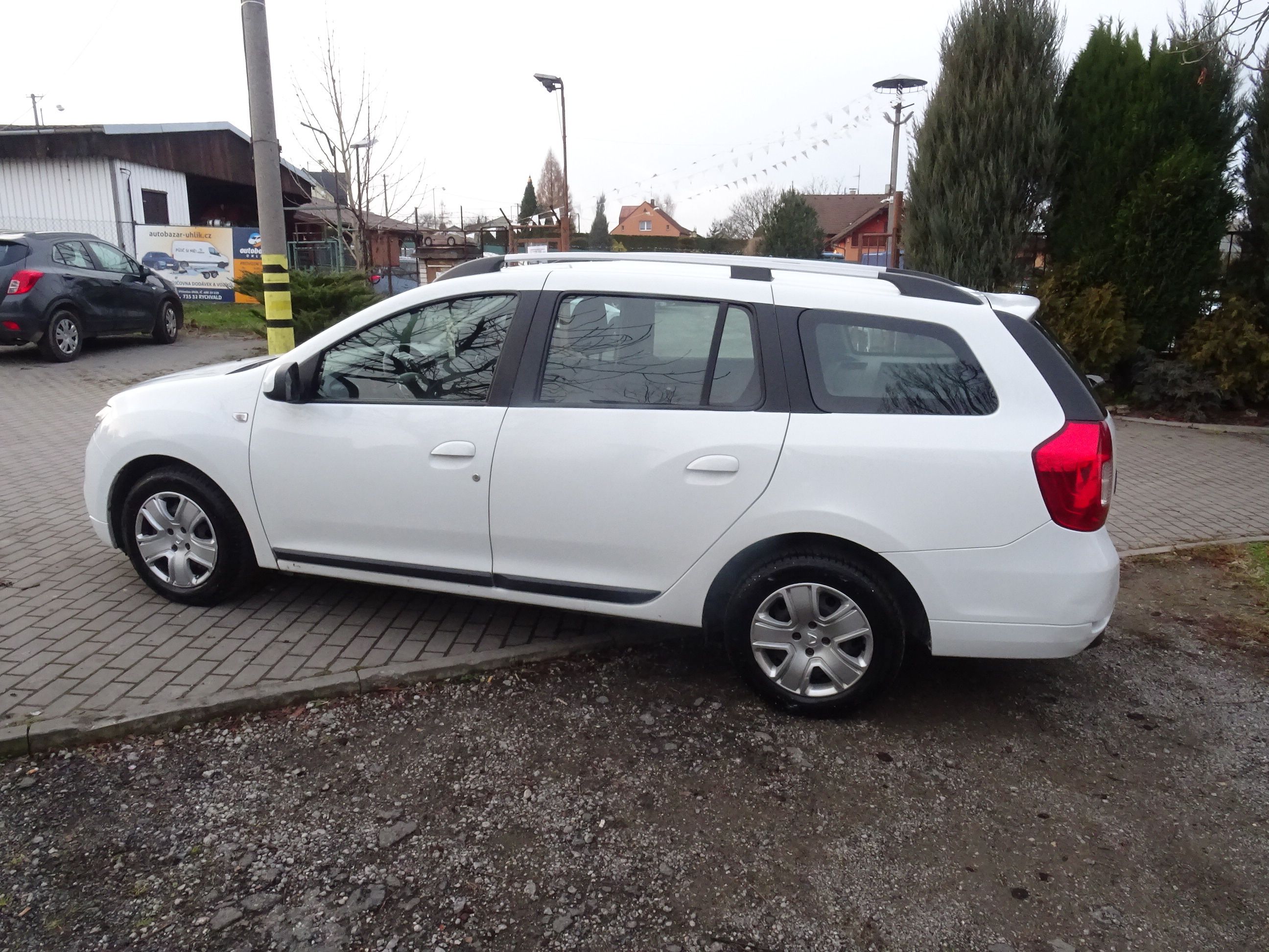 Dacia Logan, 1.0 - fotka 5
