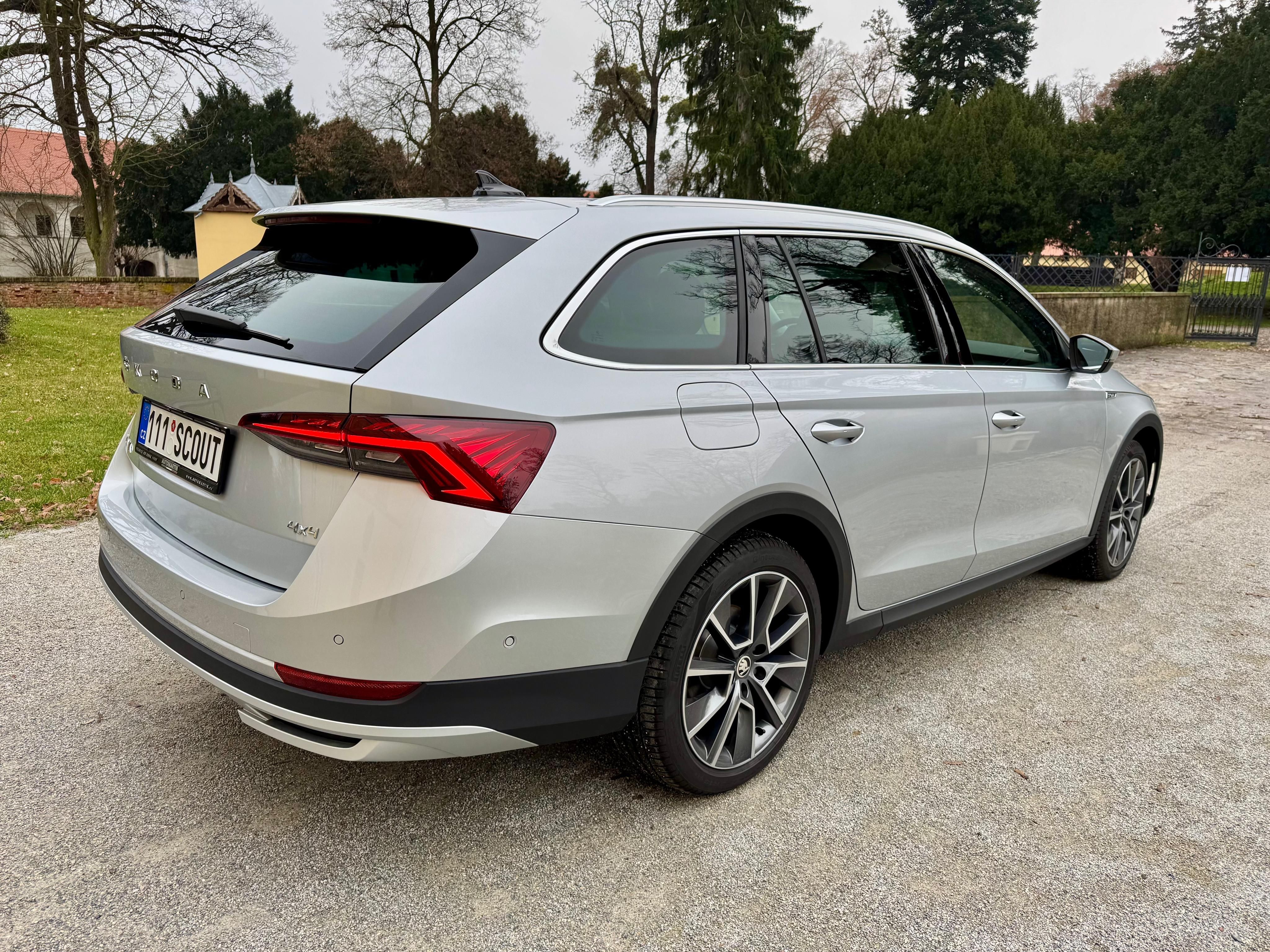 Škoda Octavia, SCOUT 2,0Tdi 147kw-4x4 DSG PAN - fotka 5