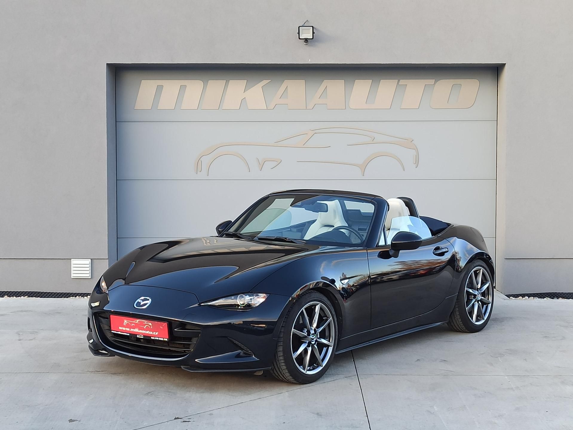 Mazda MX-5, 2.0L 135kW SKYACTIV-G ČR 1.MAJ - fotka 2