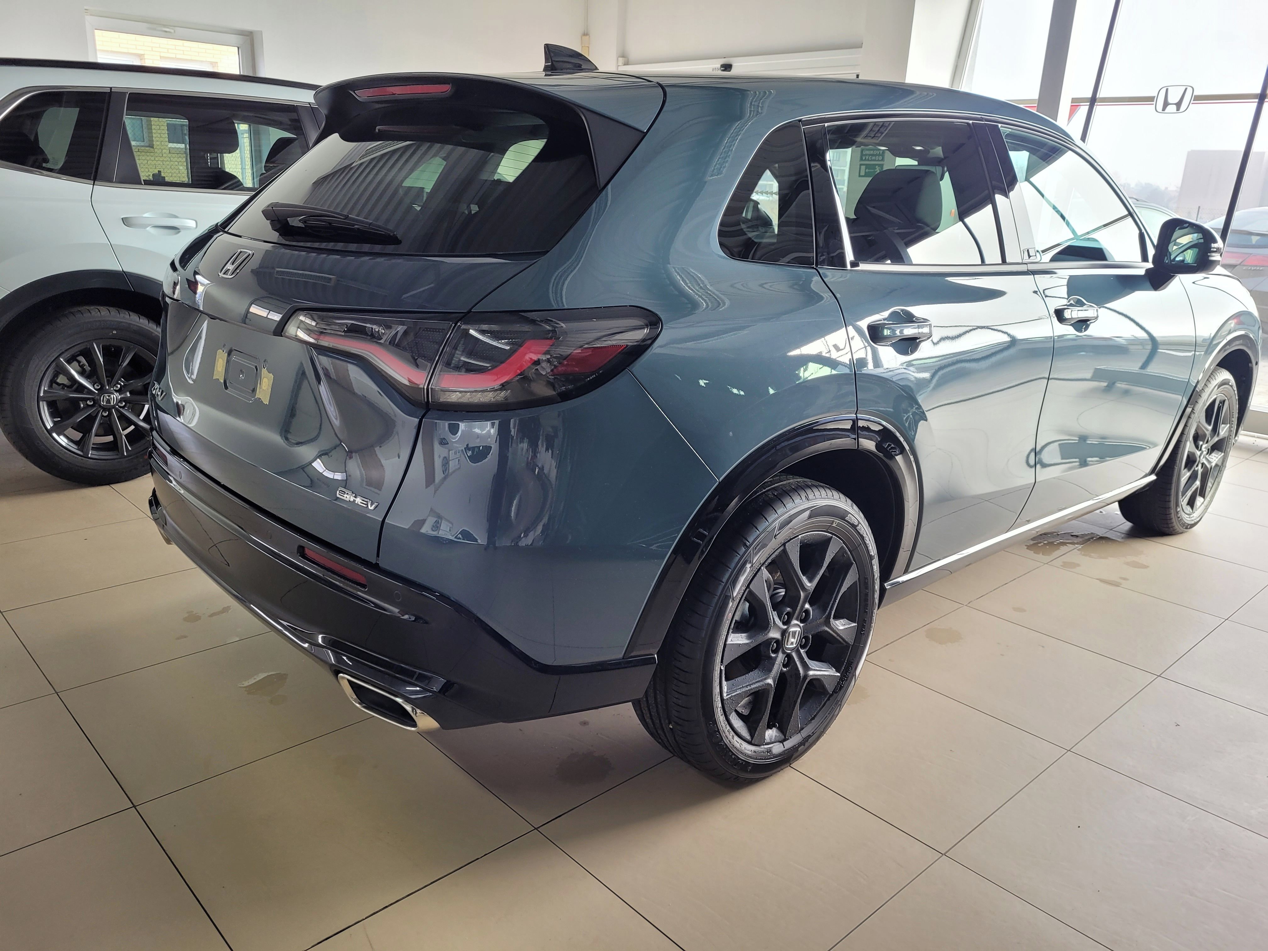 Honda ZR-V, 2.0 e:HEV SPORT - fotka 4