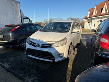 1,6 D-Cat 82 kw.2014.7 míst