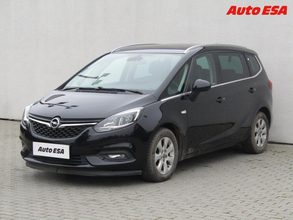 Opel Zafira, 1.6CDTi,Navii,AC - fotka 3