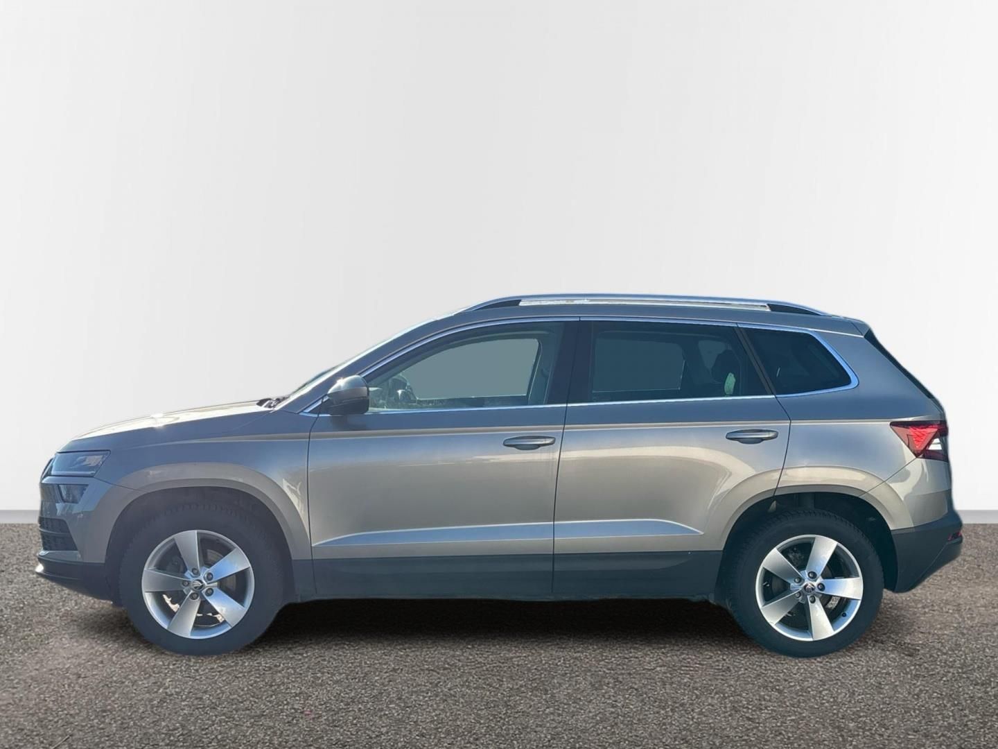 Škoda Karoq, 1.6 TDI / 85 kW Style DSG ČR - fotka 3
