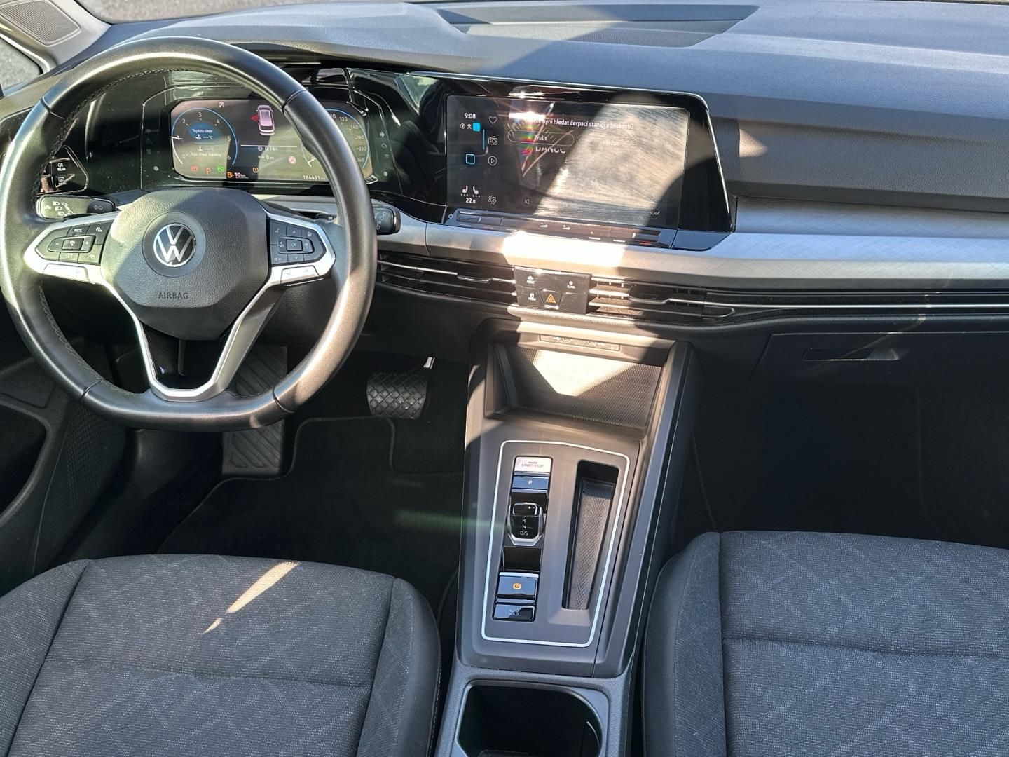 Volkswagen Golf, 2,0 TDI Life 85kW DSG - fotka 5