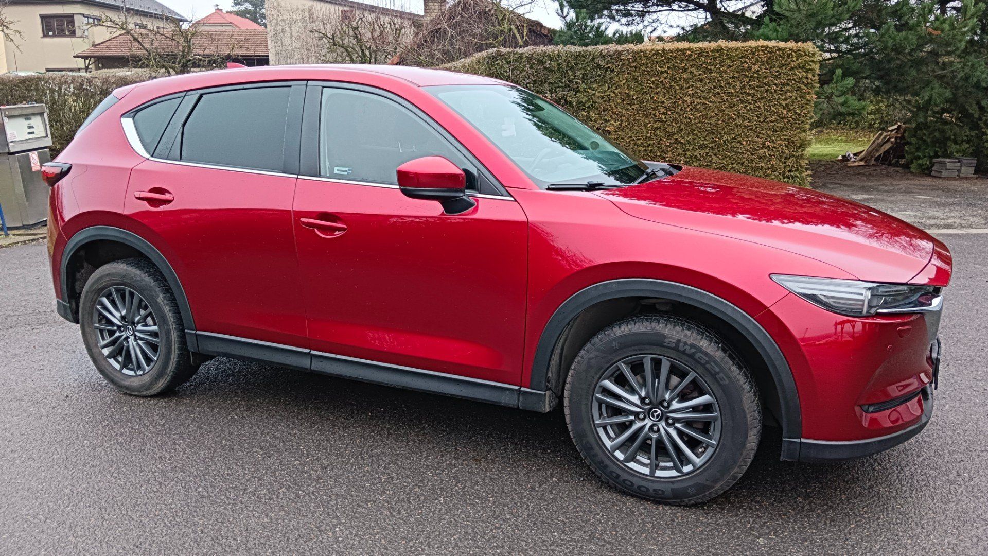 Mazda CX-5, 2.0I 4x4 automat Koupeno čr - fotka 4