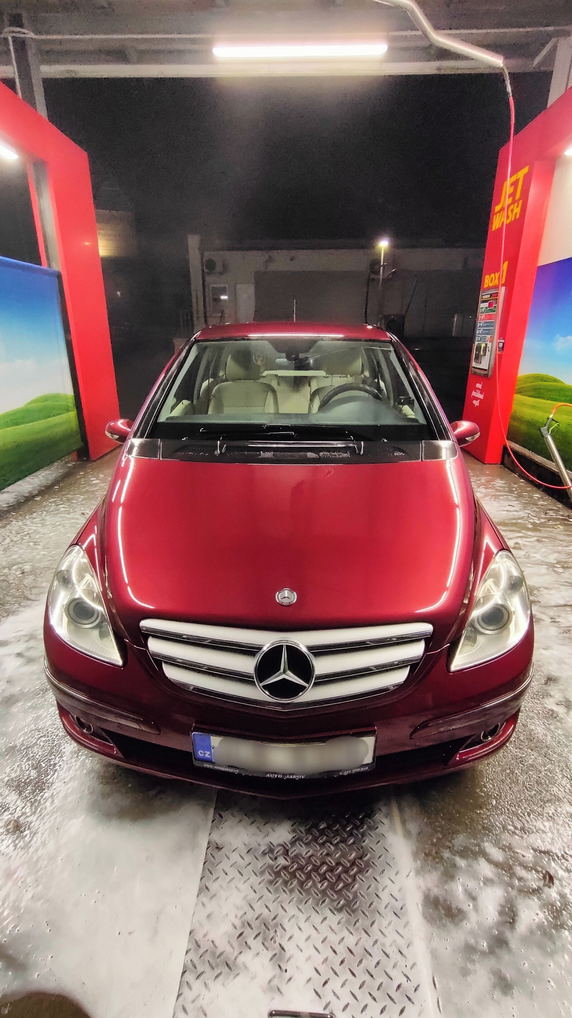 Mercedes-Benz Třídy B, Světlý interiér, litá 17" kola - fotka 2