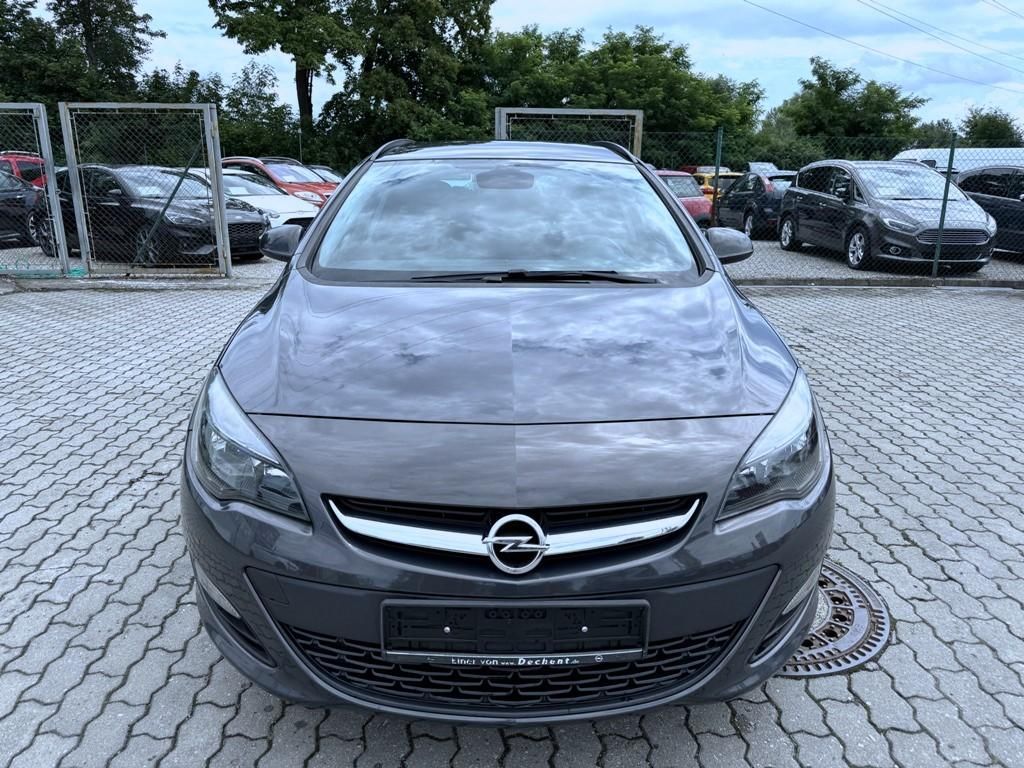 Opel Astra, 1.4T 103 kW SPORTS TOURER - fotka 2