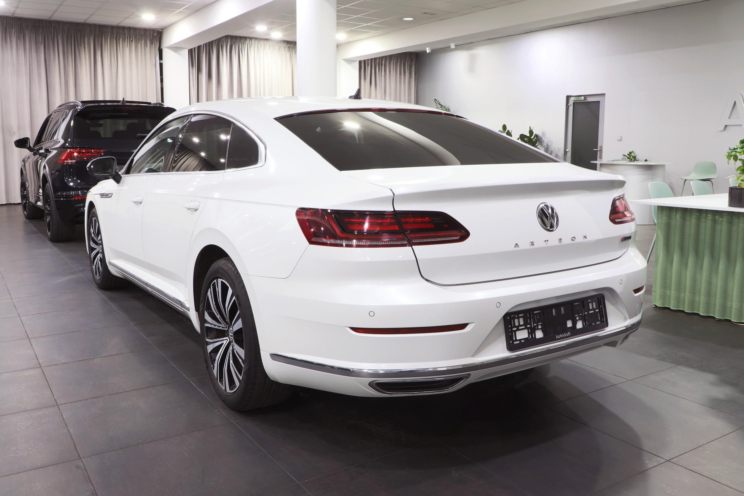Volkswagen Arteon, 2.0 BiTDI 176kW 4x4 DSG Elegan - fotka 4