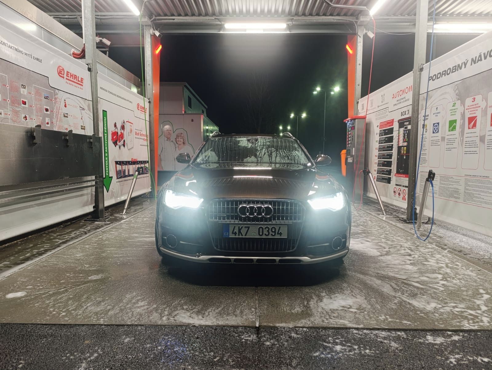 Audi A6, 3.0BiTdi 230Kw, Allroad - fotka 5