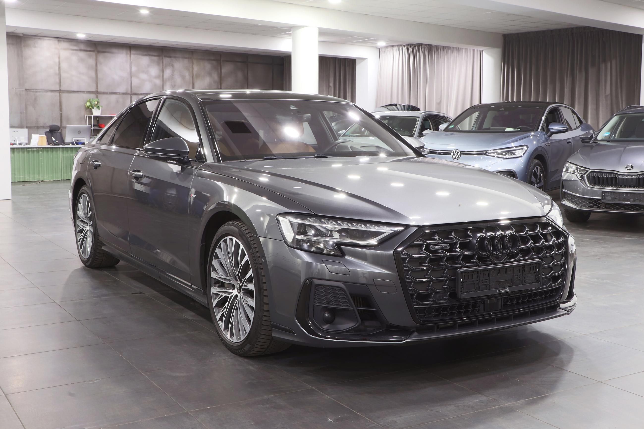 Audi A8, 4.0TFSI 338kW 4x4 S-Line