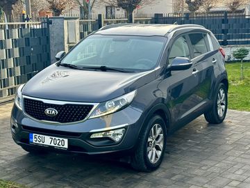 2.0,4X4,MANUÁL,VÝHŘEV,TAŽNÉ