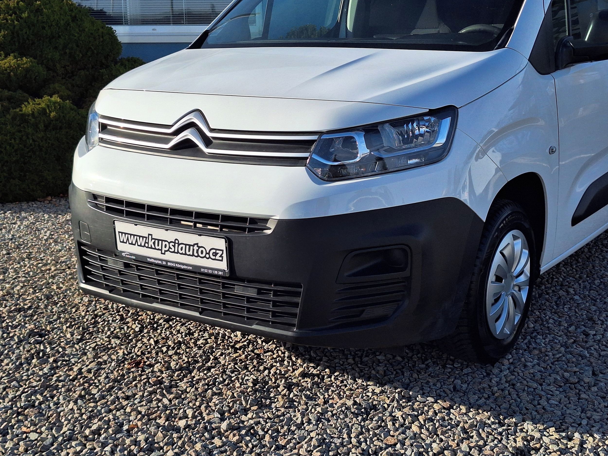 Citroën Berlingo, 1,2i - NOVÉ ZIMNÍ PNEU - fotka 2