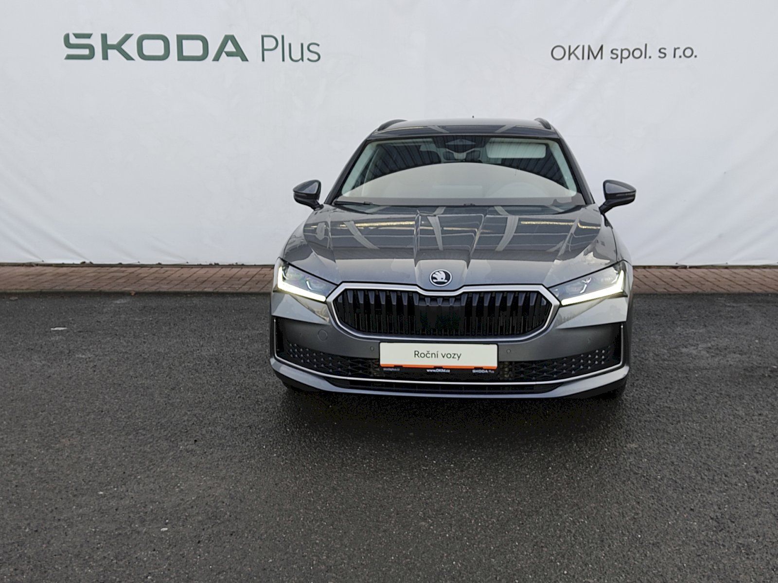 Škoda Superb, combi Selection 2,0 Tdi 142 kw - fotka 4