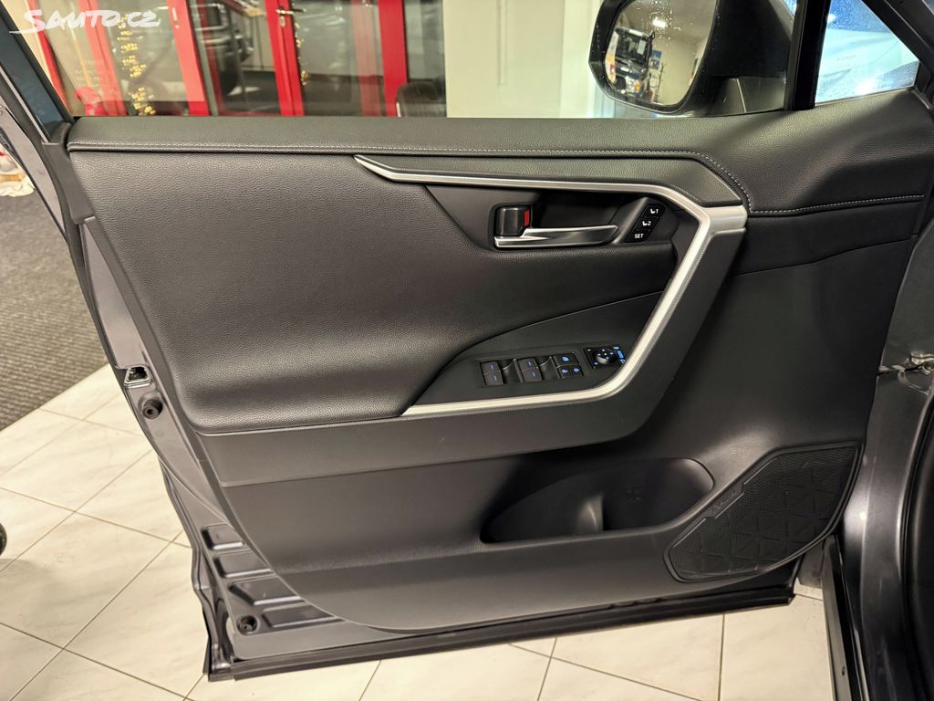 Toyota Rav4, fotka 19