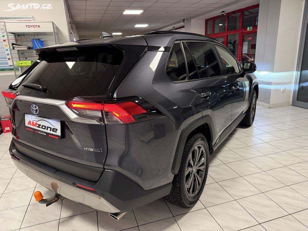 Toyota Rav4, fotka 22