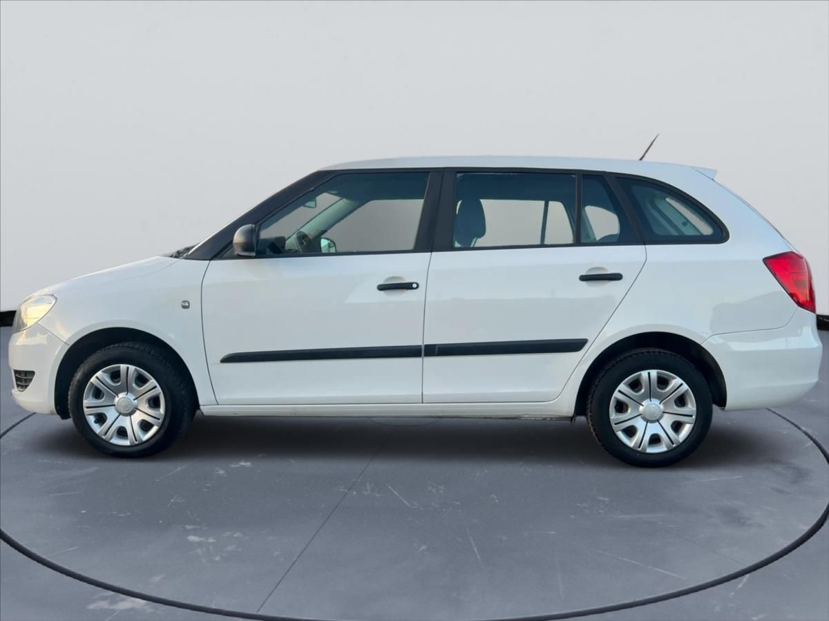 Škoda Fabia, 1,6 TDi, Klima - fotka 4