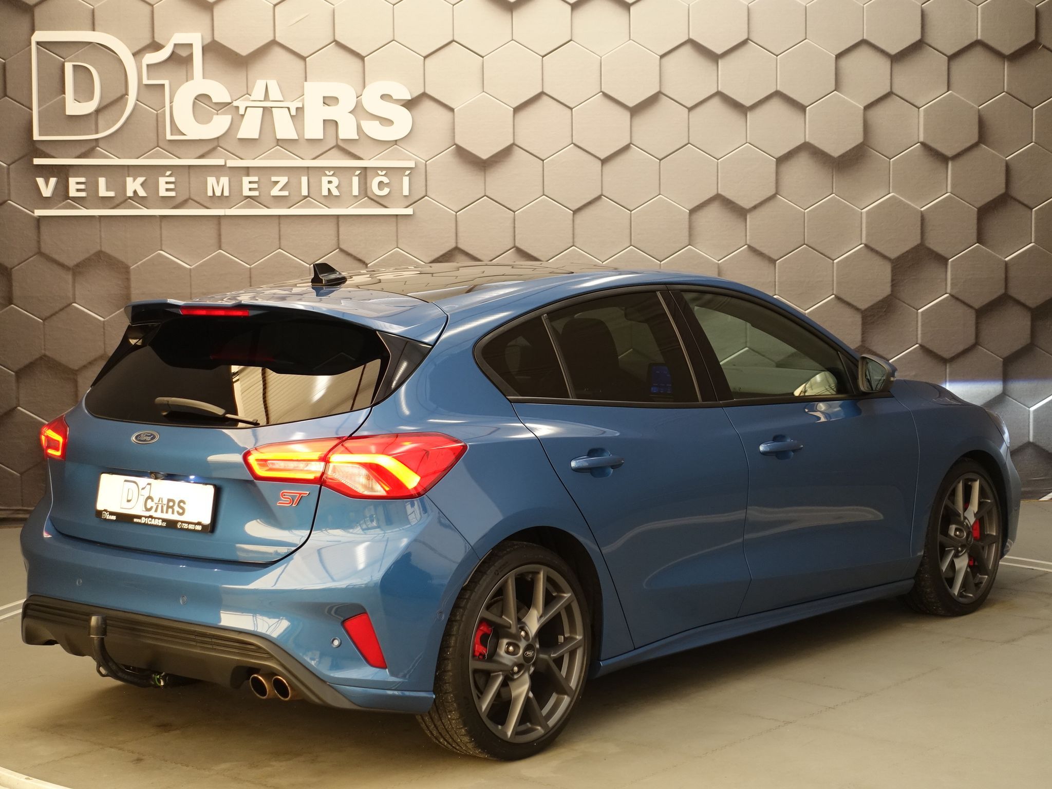 Ford Focus, 2,0 ST Styling-Paket Performan - fotka 5