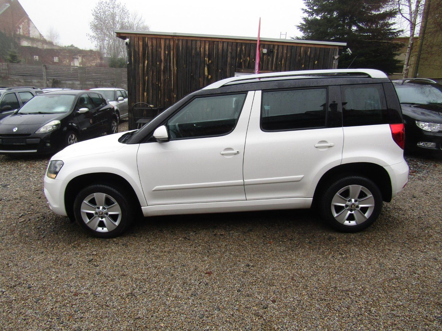 Škoda Yeti, 1.6 TDI 77kW DSG BEZ KOROZE - fotka 3