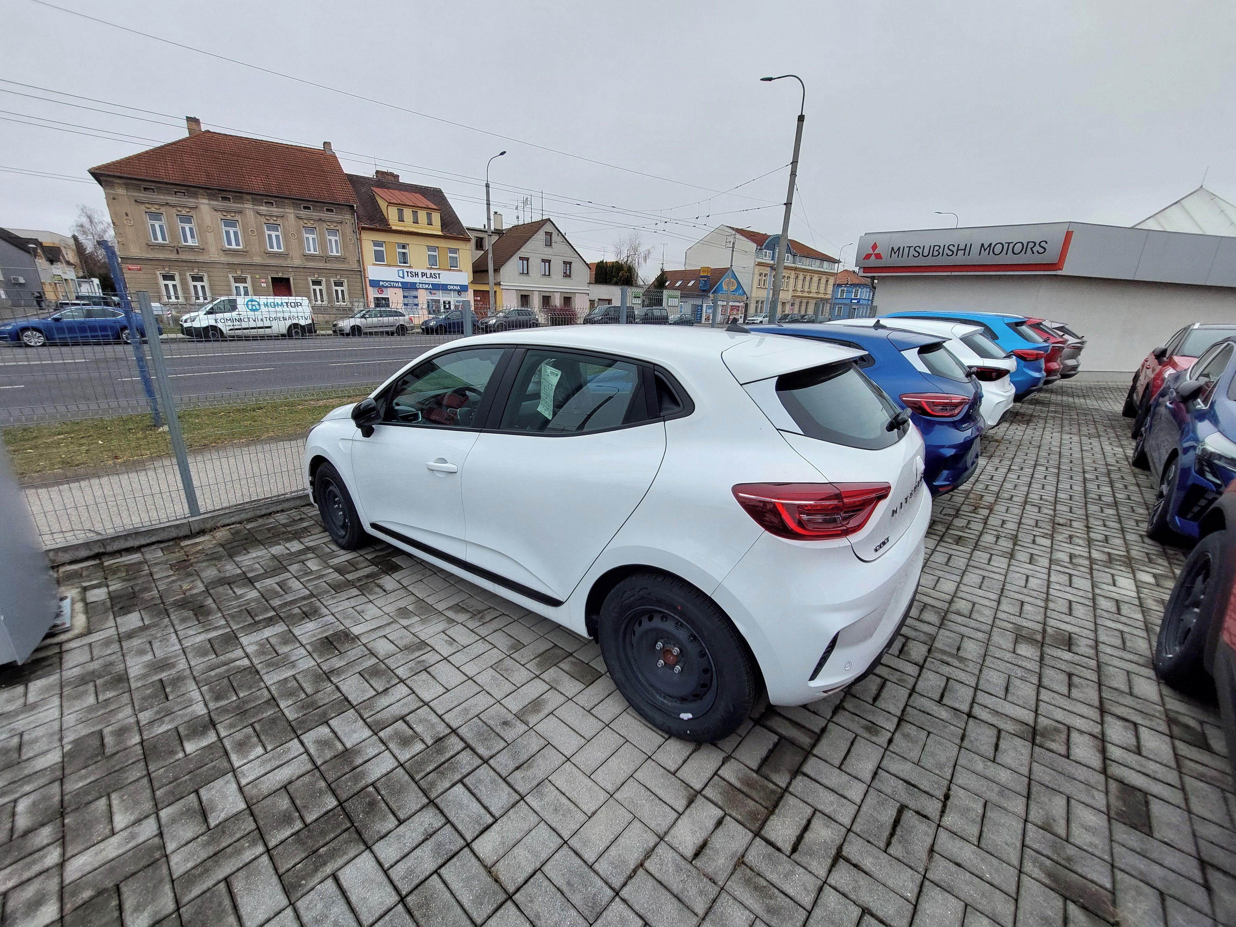 Mitsubishi Colt, 1.0 T- MPI INVITE 6MT MY25 - fotka 3