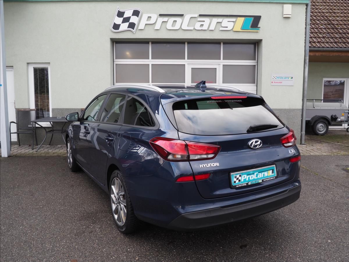 Hyundai i30, 1,4 T-GDI  GO - fotka 4
