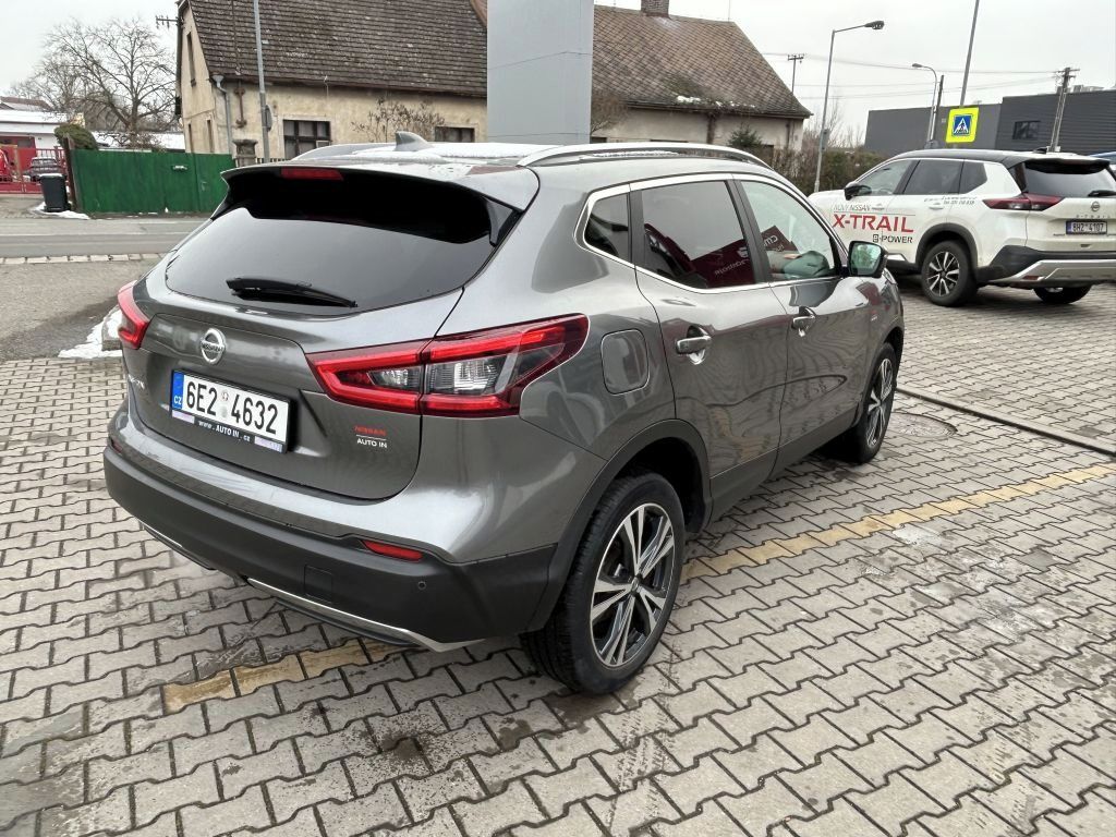 Nissan Qashqai, 1.2DIG-T N-Connecta 1. Maj. ČR - fotka 4