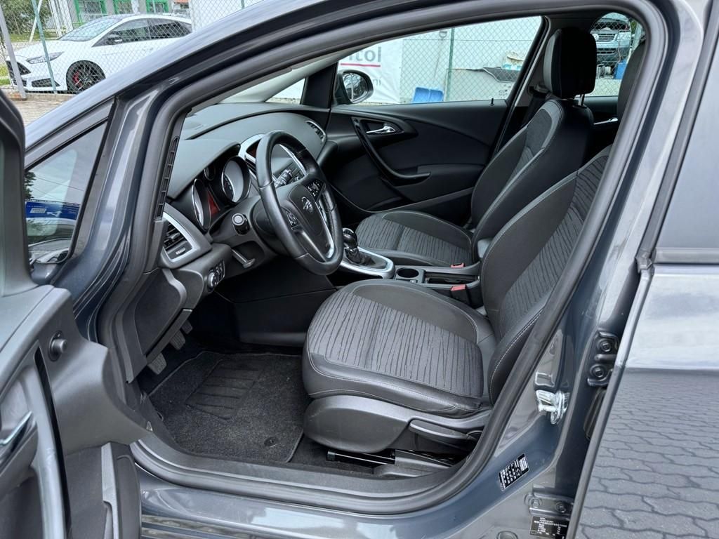 Opel Astra, 1.4T 103 kW SPORTS TOURER - fotka 6