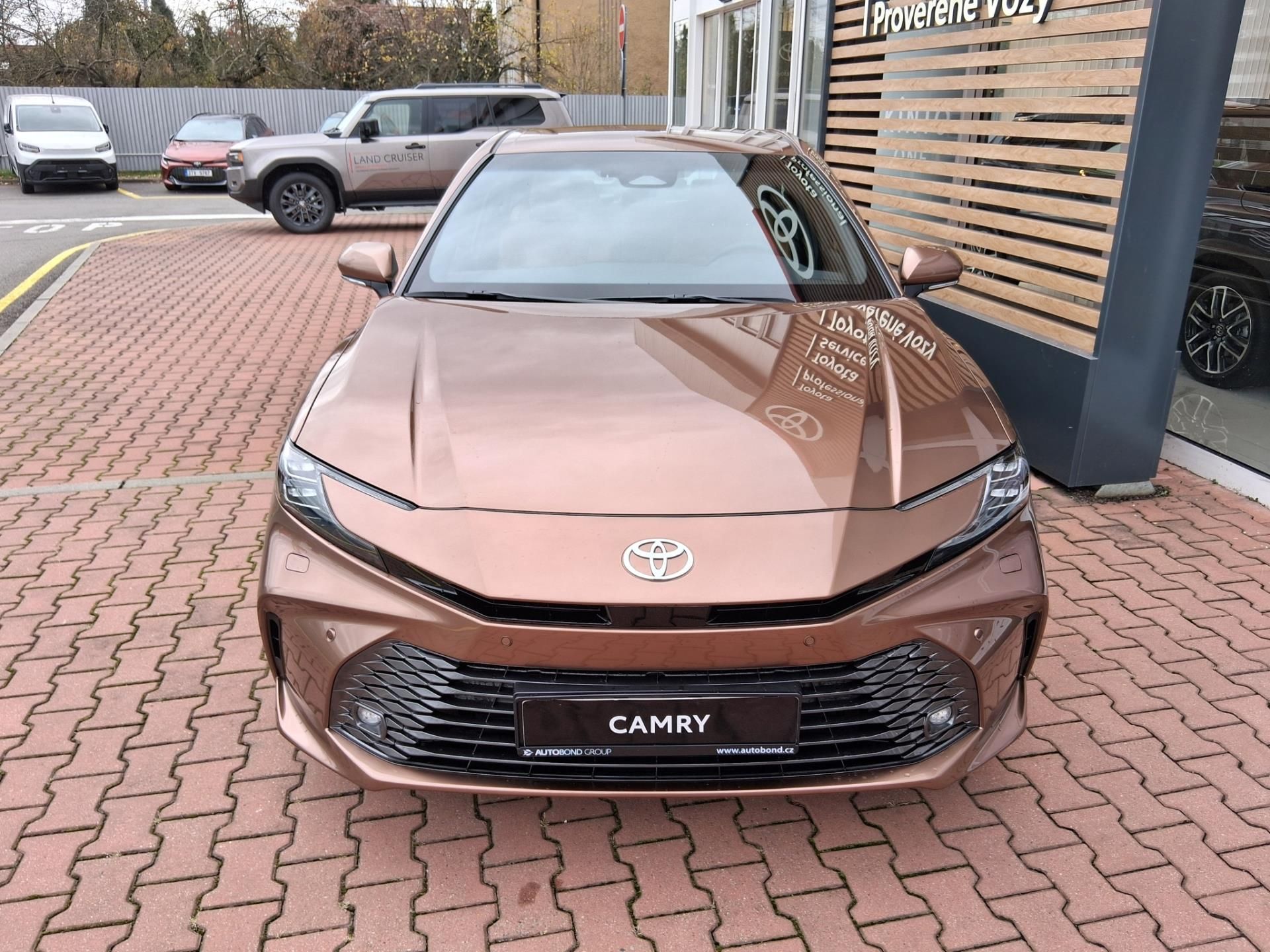 Toyota Camry, 2,5 HEV 4X2  230K PRESTIGE - fotka 3