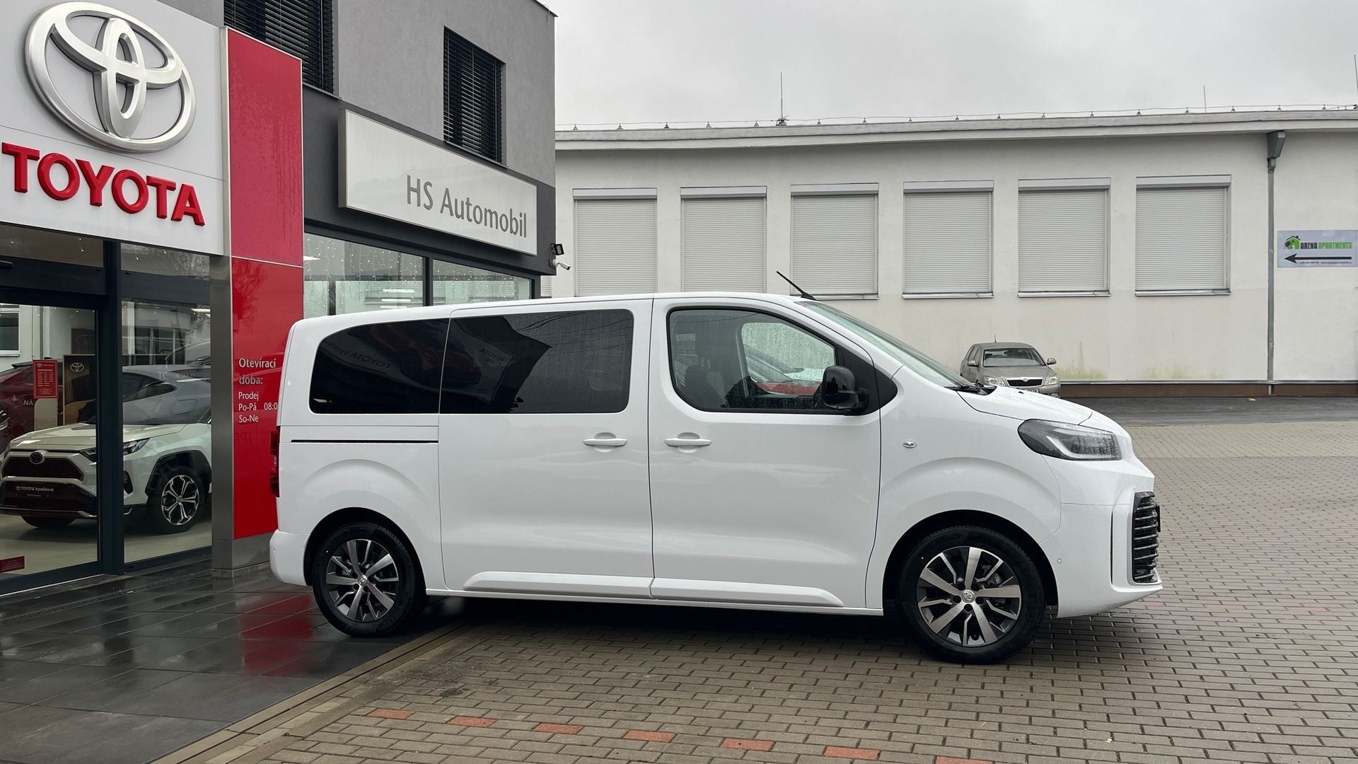 Toyota Proace, Proace Verso EV 136k L1 Family - fotka 4