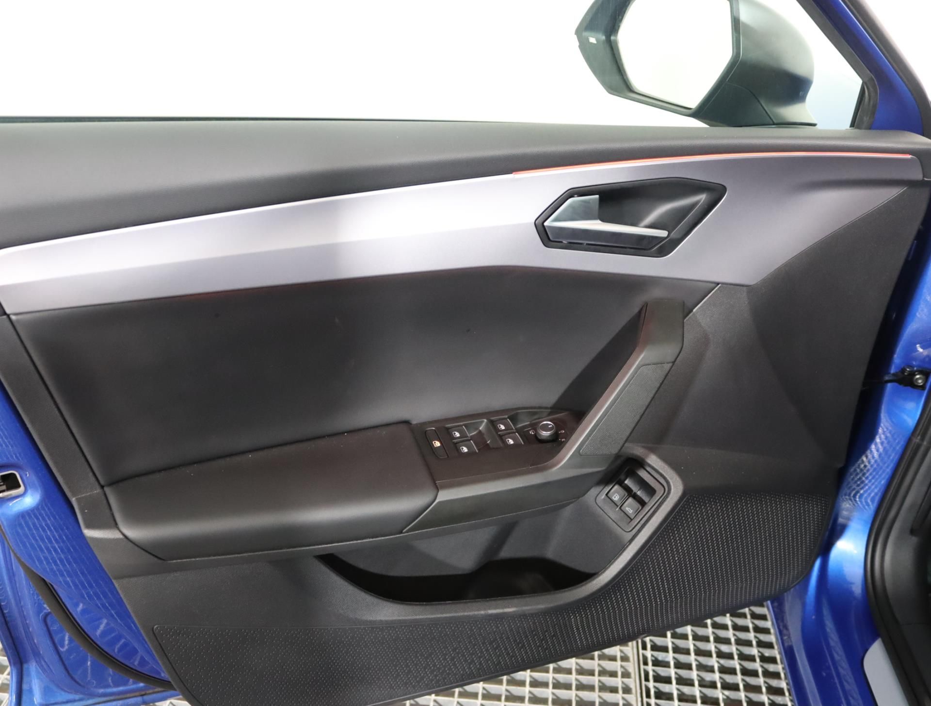Seat Leon, SP FR e-HYBRID 204k DSG - fotka 5