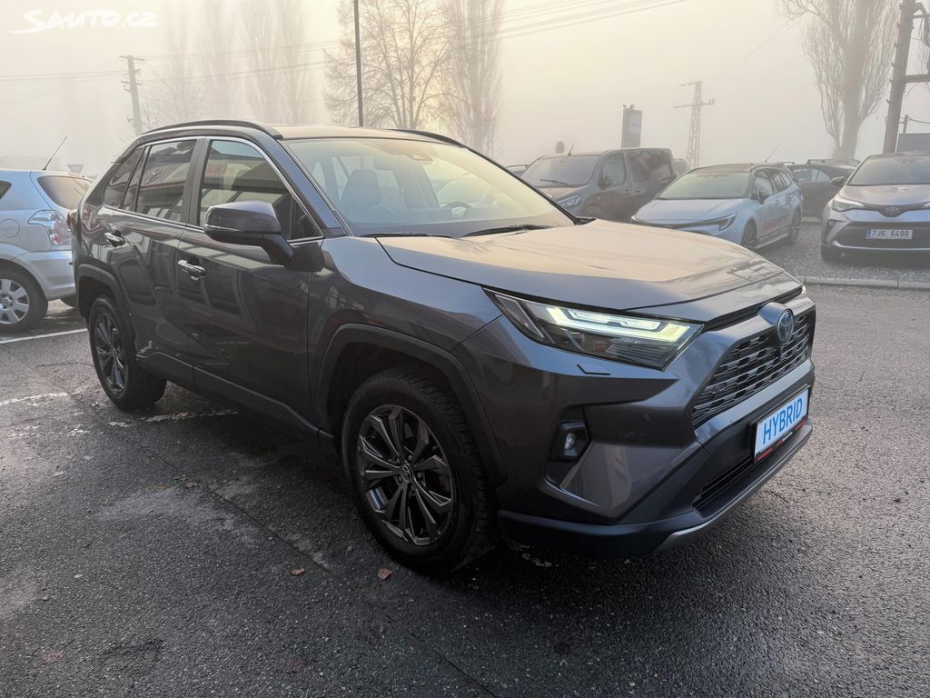 Toyota Rav4, fotka 7