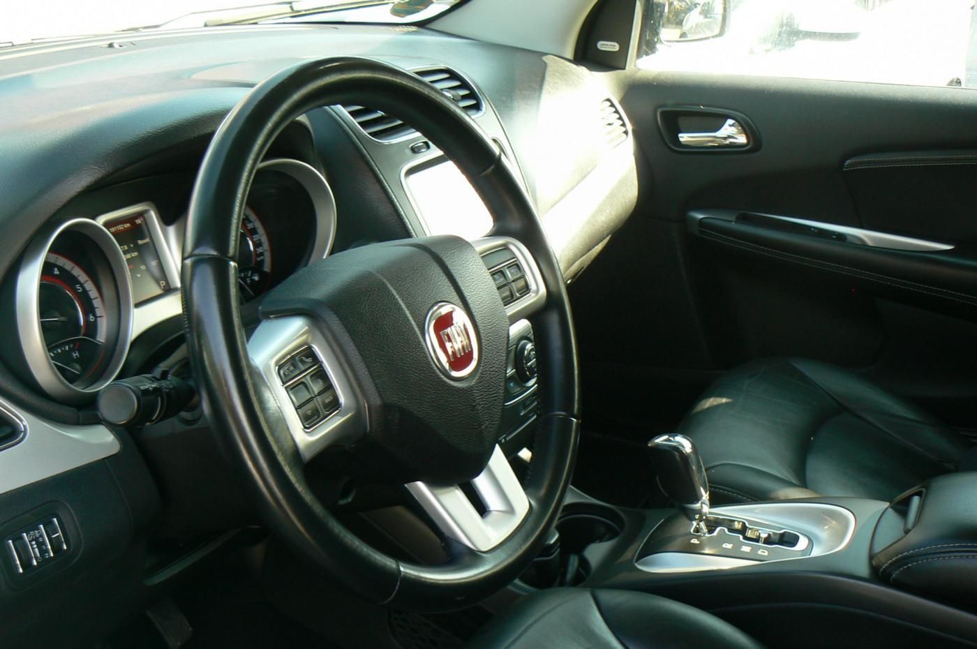 Fiat Freemont, 2,0 4x4 7 míst AUTOMAT - fotka 6