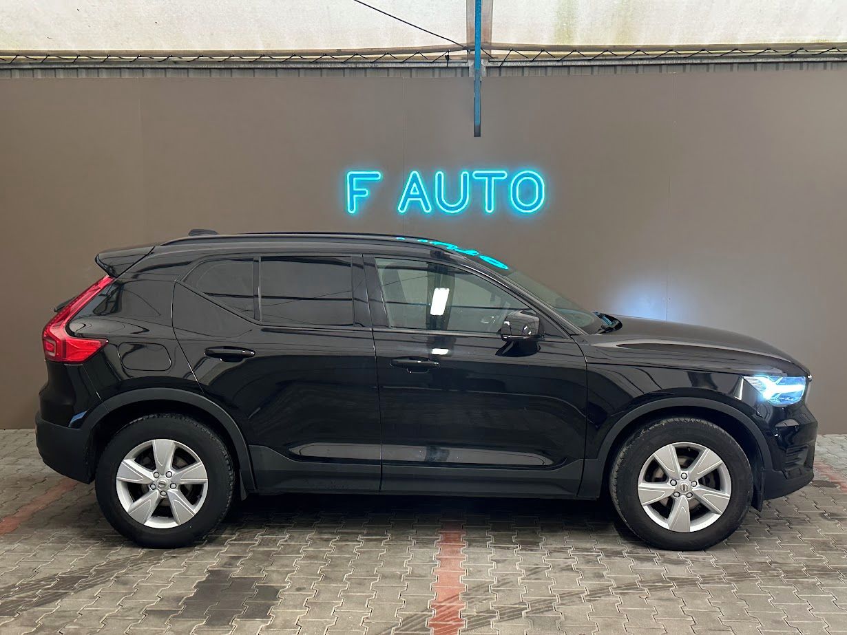 Volvo XC40, T3 Geartronic XC40 - fotka 2