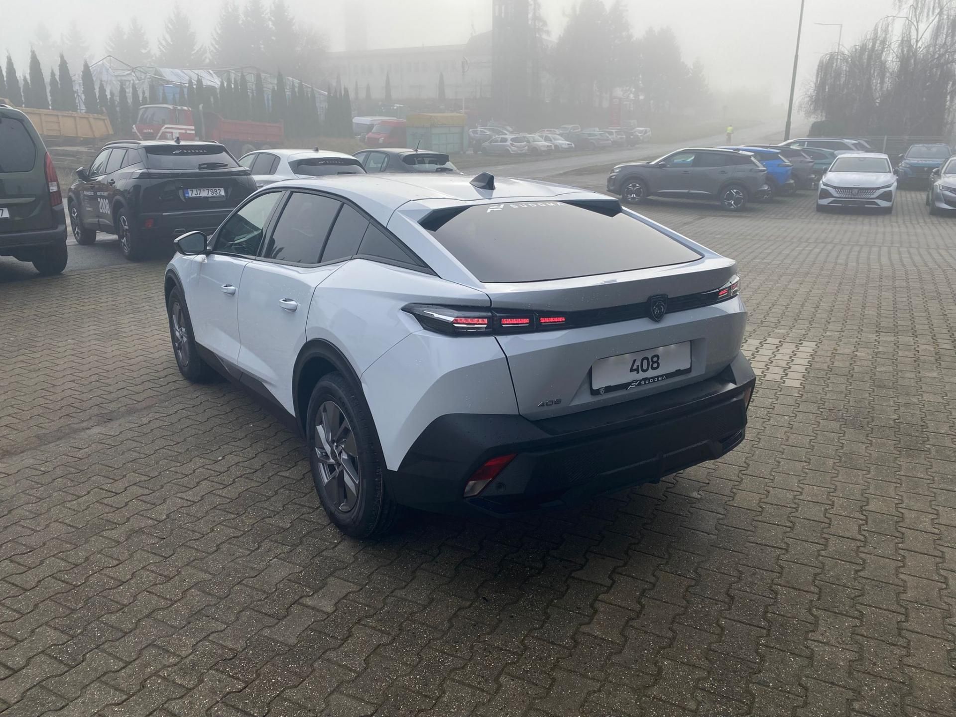 Peugeot 408, ALLURE Hybrid 145 e-DCS6 - fotka 6