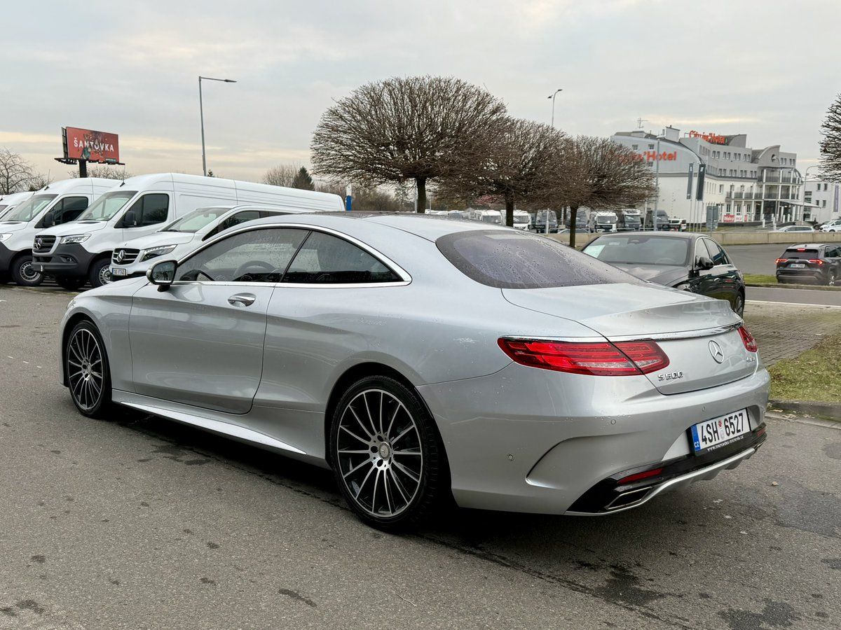 Mercedes-Benz Třídy S, 500 4MATIC kupé - fotka 6