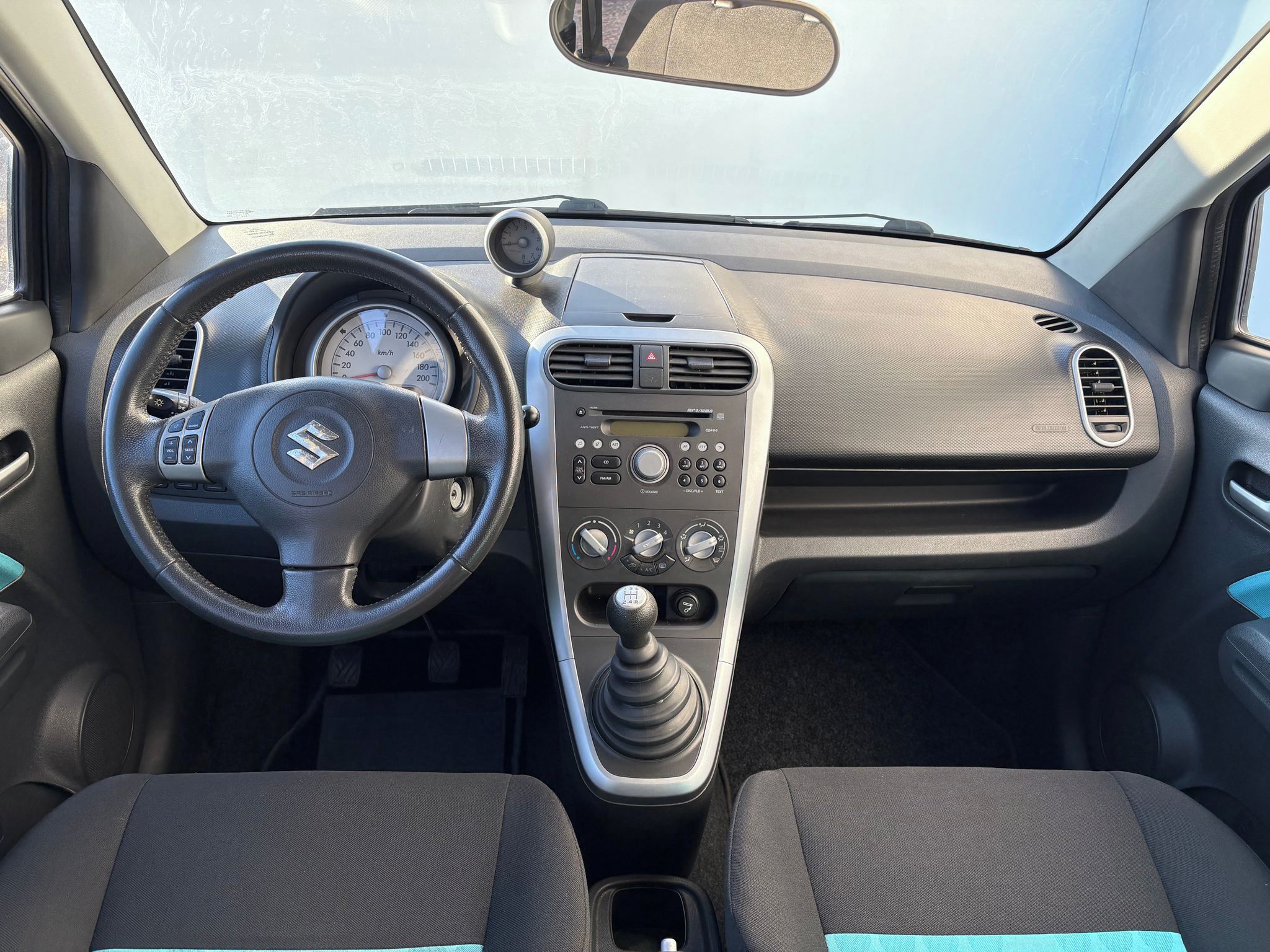 Suzuki Splash, 1.0, 48kW, Klima, Výhřevy - fotka 5