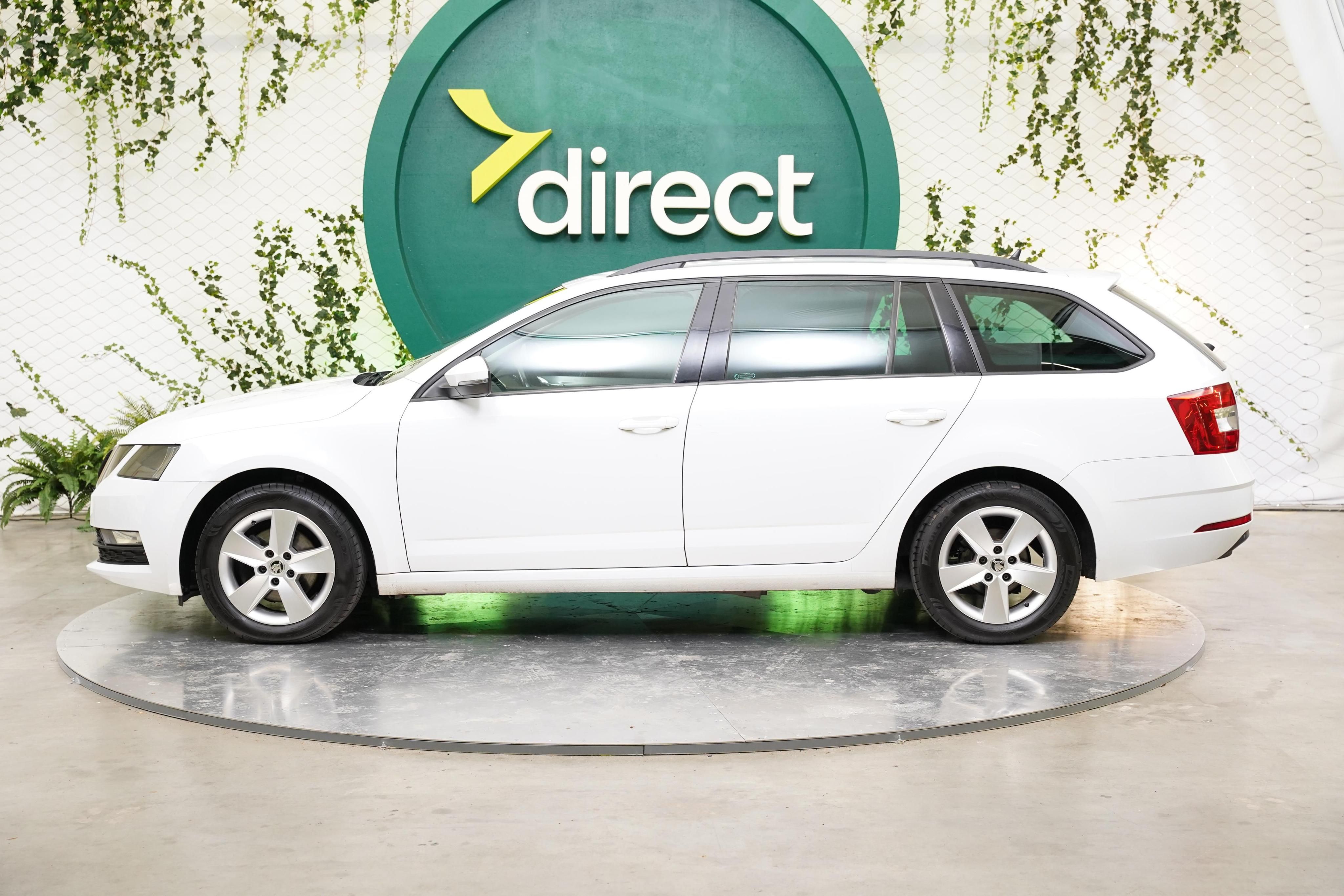 Škoda Octavia, 1.5 G-TEC 96 kW Ambition Extra - fotka 3