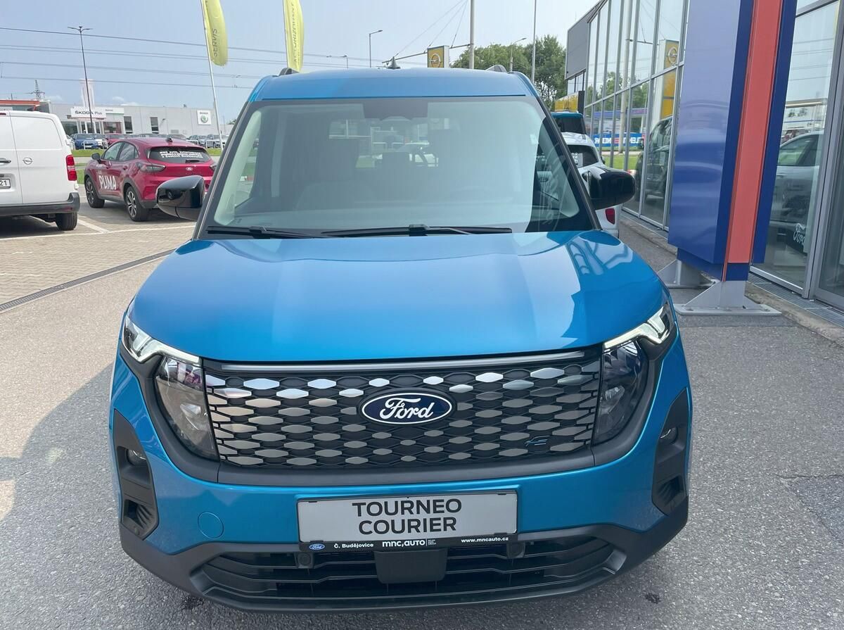 Ford Tourneo Courier, Titanium, Tourneo, 43 kWh Elek - fotka 2
